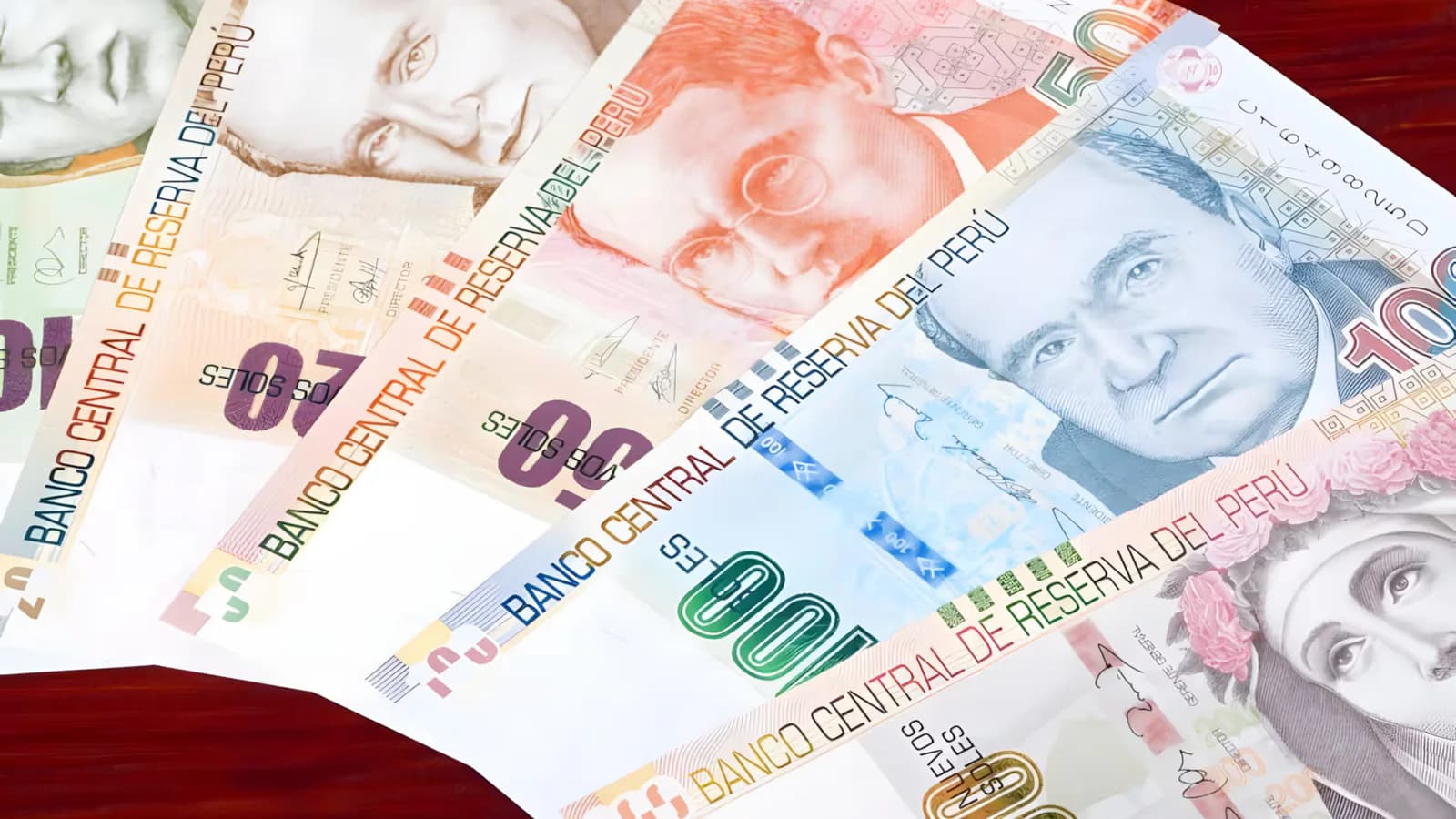 El aumento de la RMV se aplicaría en dos etapas: S/ 100 y S/ 70