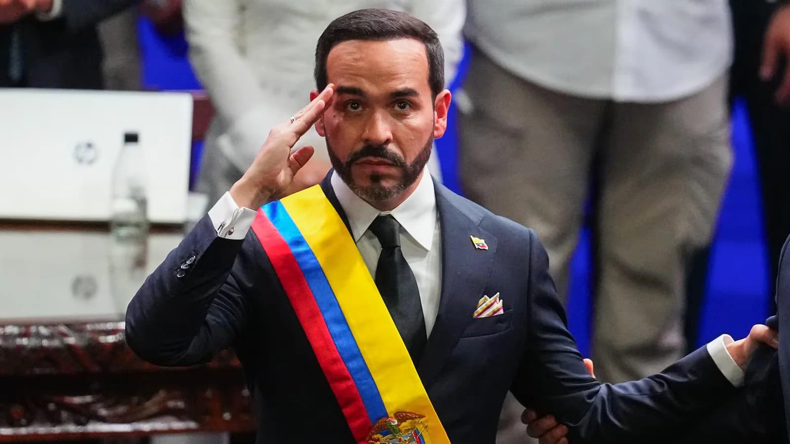Abelardo de la Espriella promete recuperar el orden y la seguridad en Colombia