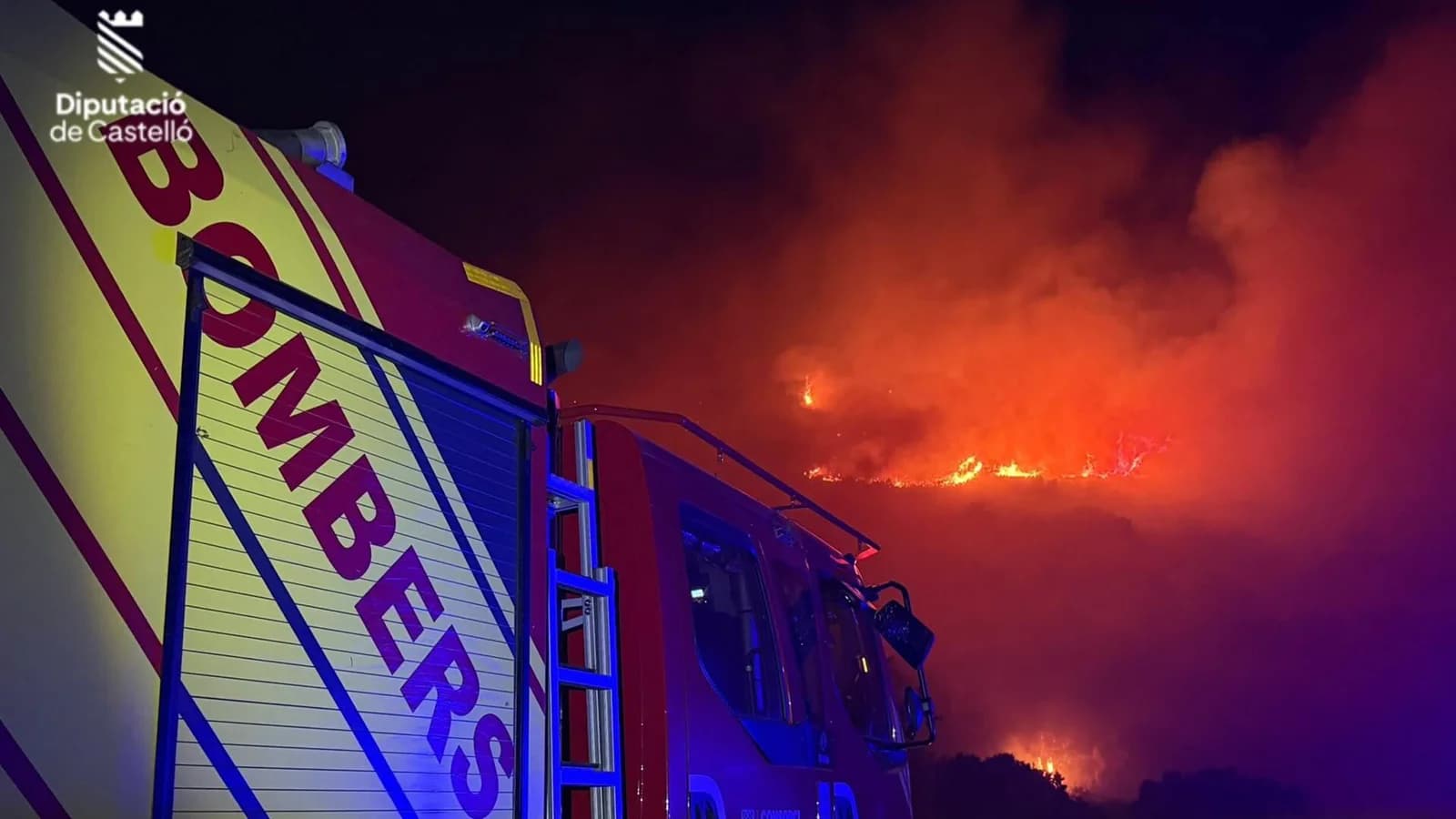 Tres incendios siguen activos en Sierra Engarcerán, Culla y Tírig
