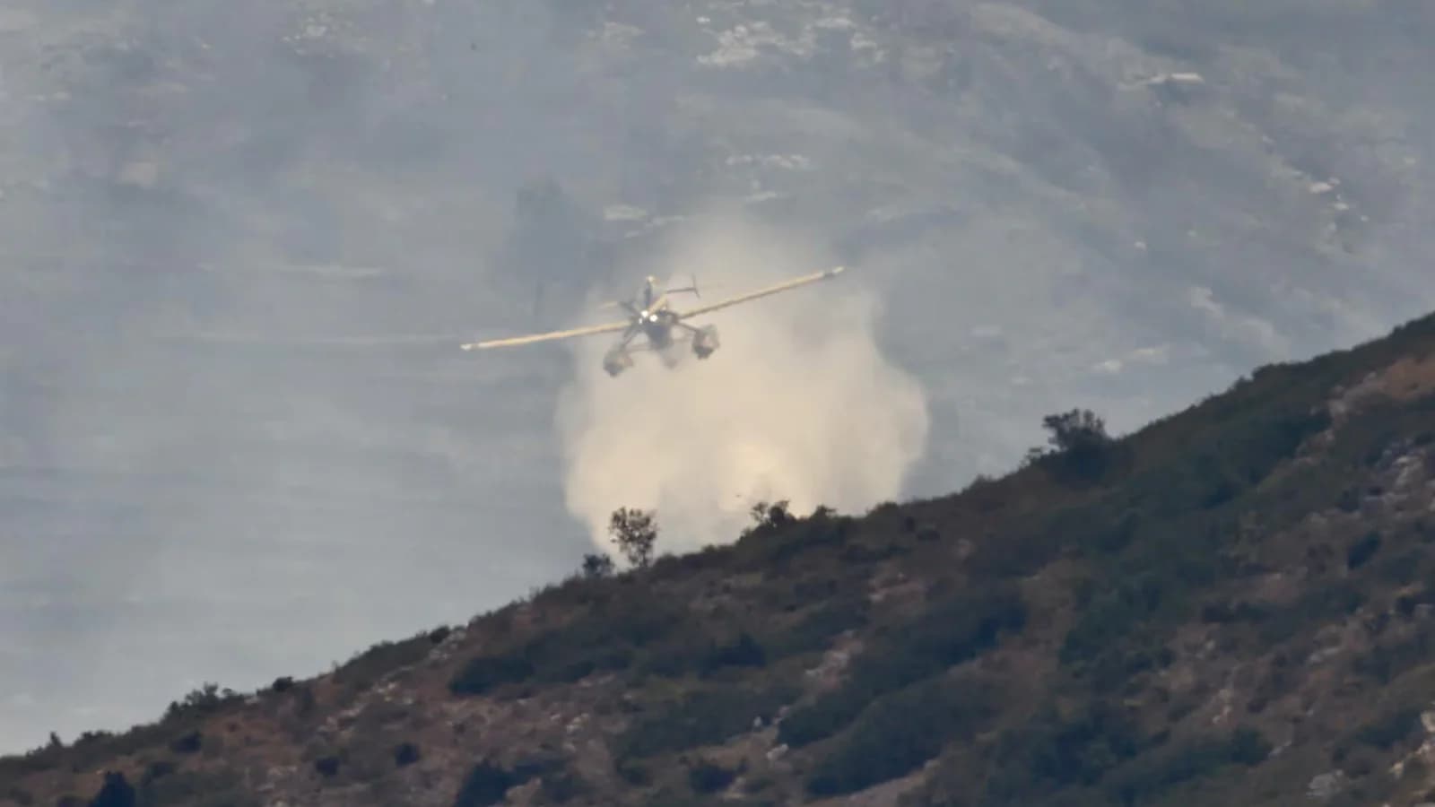 El incendio de Tírig concentra los esfuerzos y se levanta el confinamiento en Sierra Engarcerán
