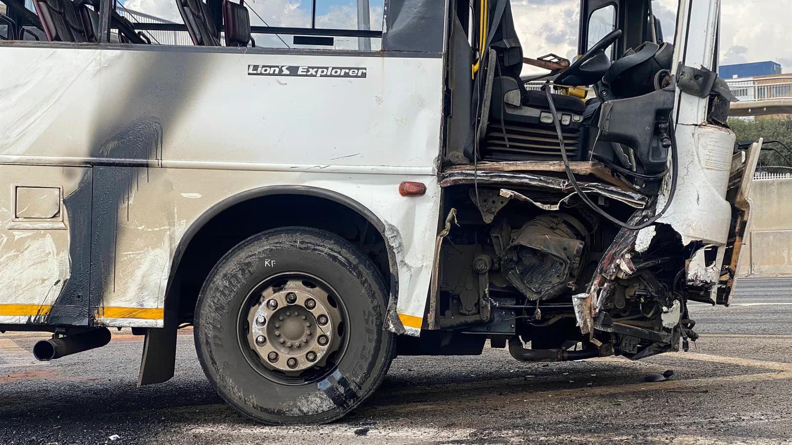 Al menos 21 muertos y 37 heridos tras un choque de autobuses en Níger