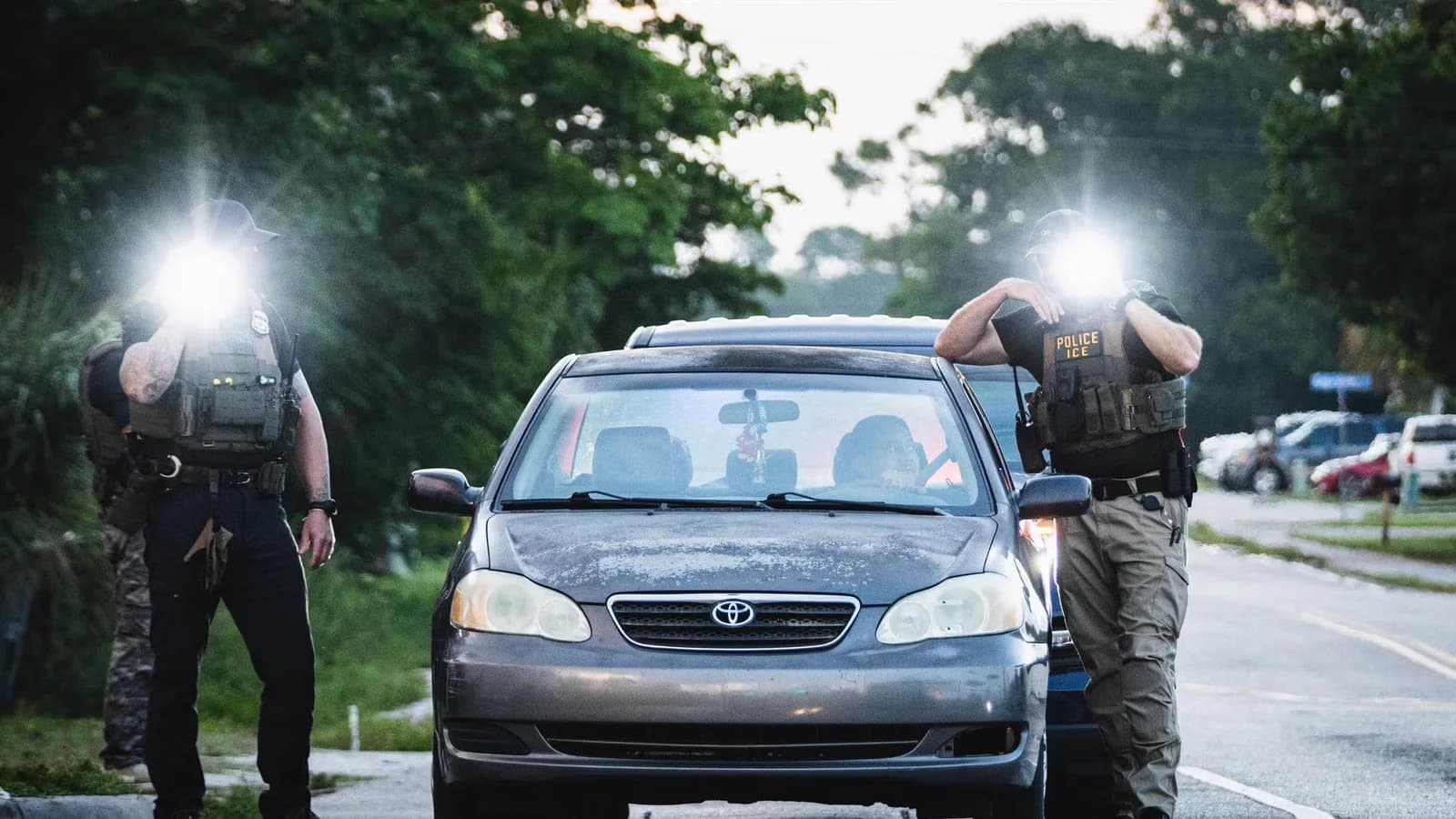 El ICE prevé equipar con cámaras corporales a todos sus agentes en agosto