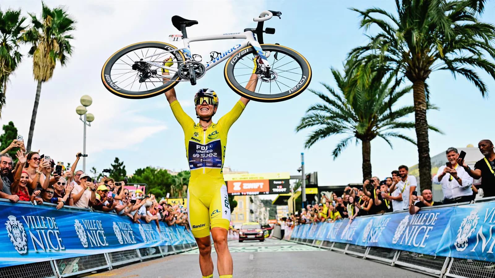 Demi Vollering ganó su segundo Tour de Francia en la llegada a Niza