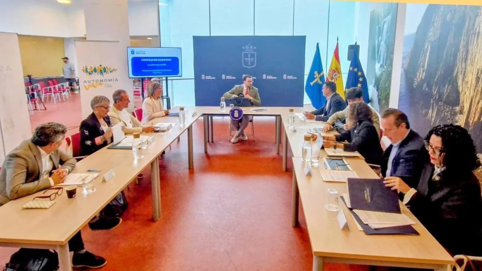 Asturias asegura que cumplirá la ley y acogerá a menores migrantes de Ceuta
