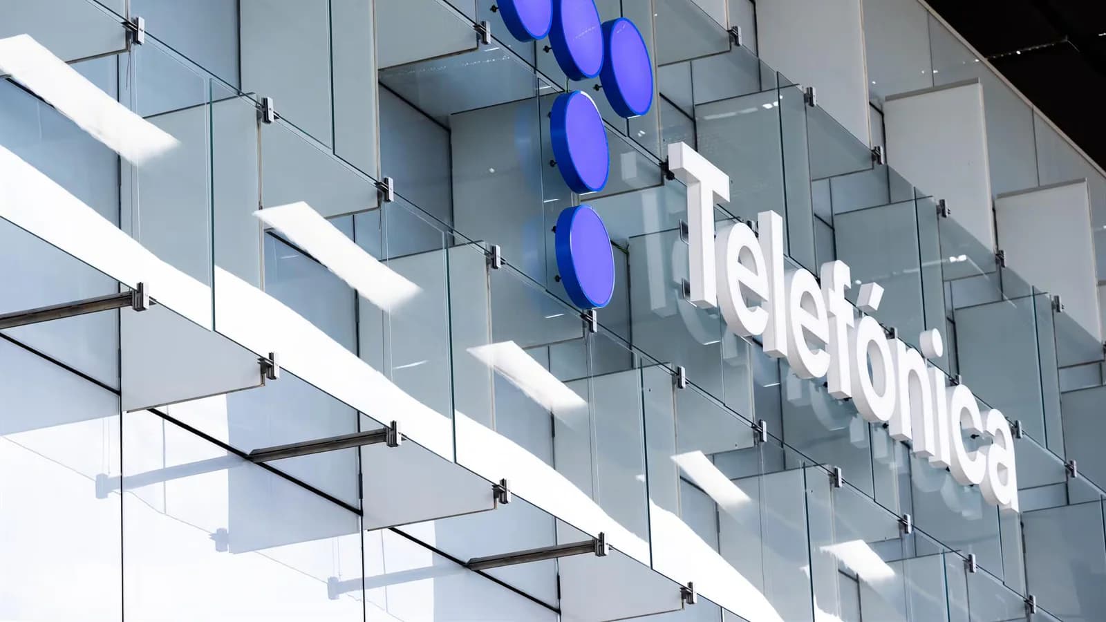 Telefónica elevó un 9,5% sus ingresos B2B en el segundo trimestre de 2026