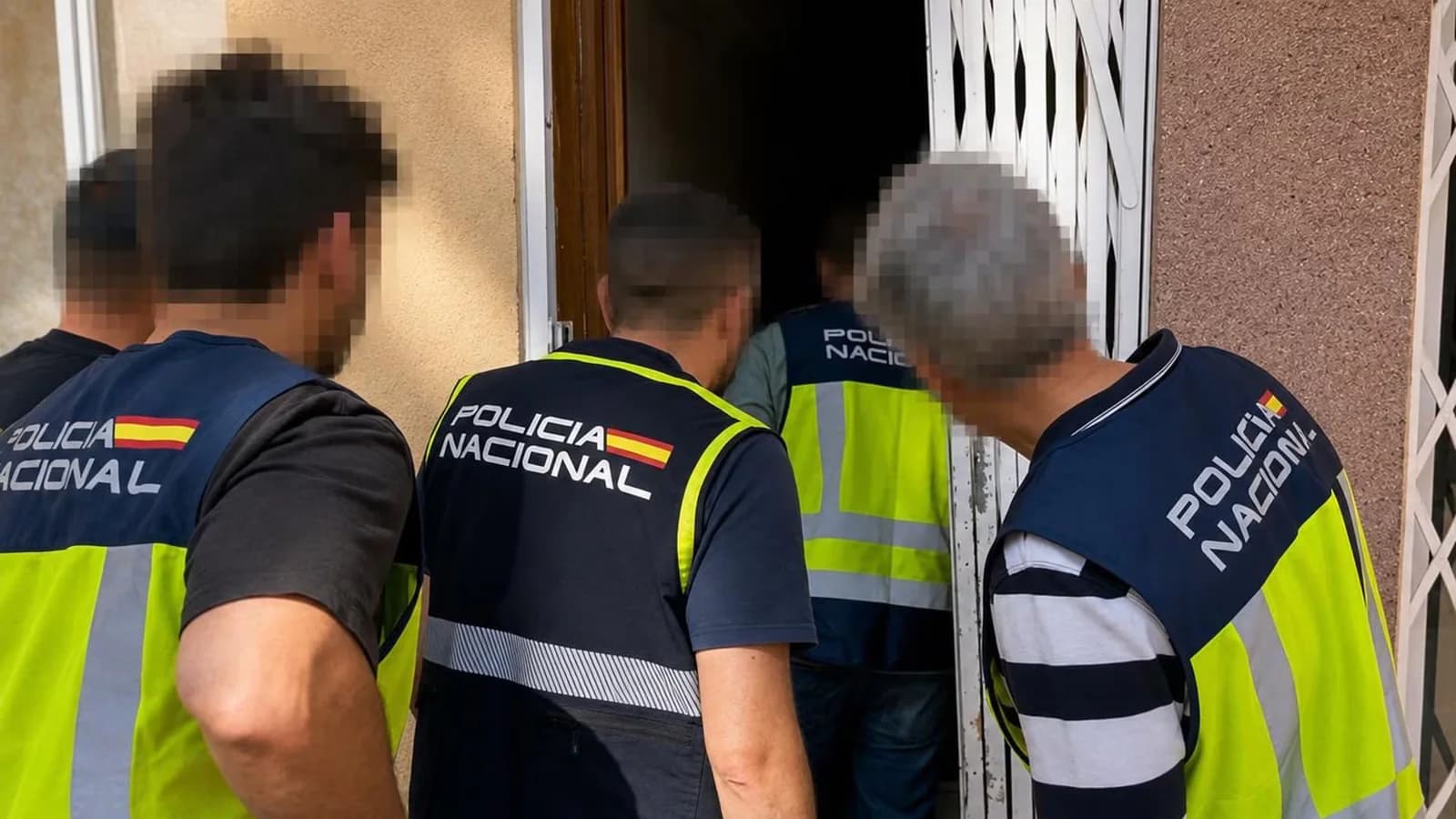 Detuvieron a 15 personas por una trama de empadronamientos fraudulentos en Almería
