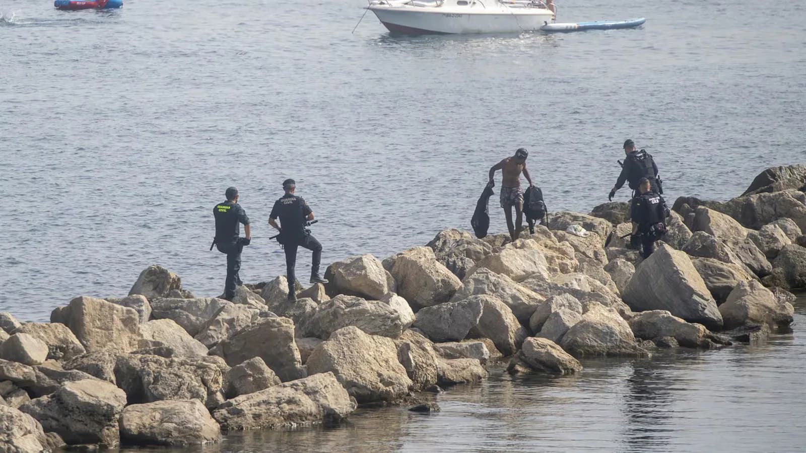 Jucil rechaza las acusaciones de malos tratos durante la entrada irregular en Ceuta