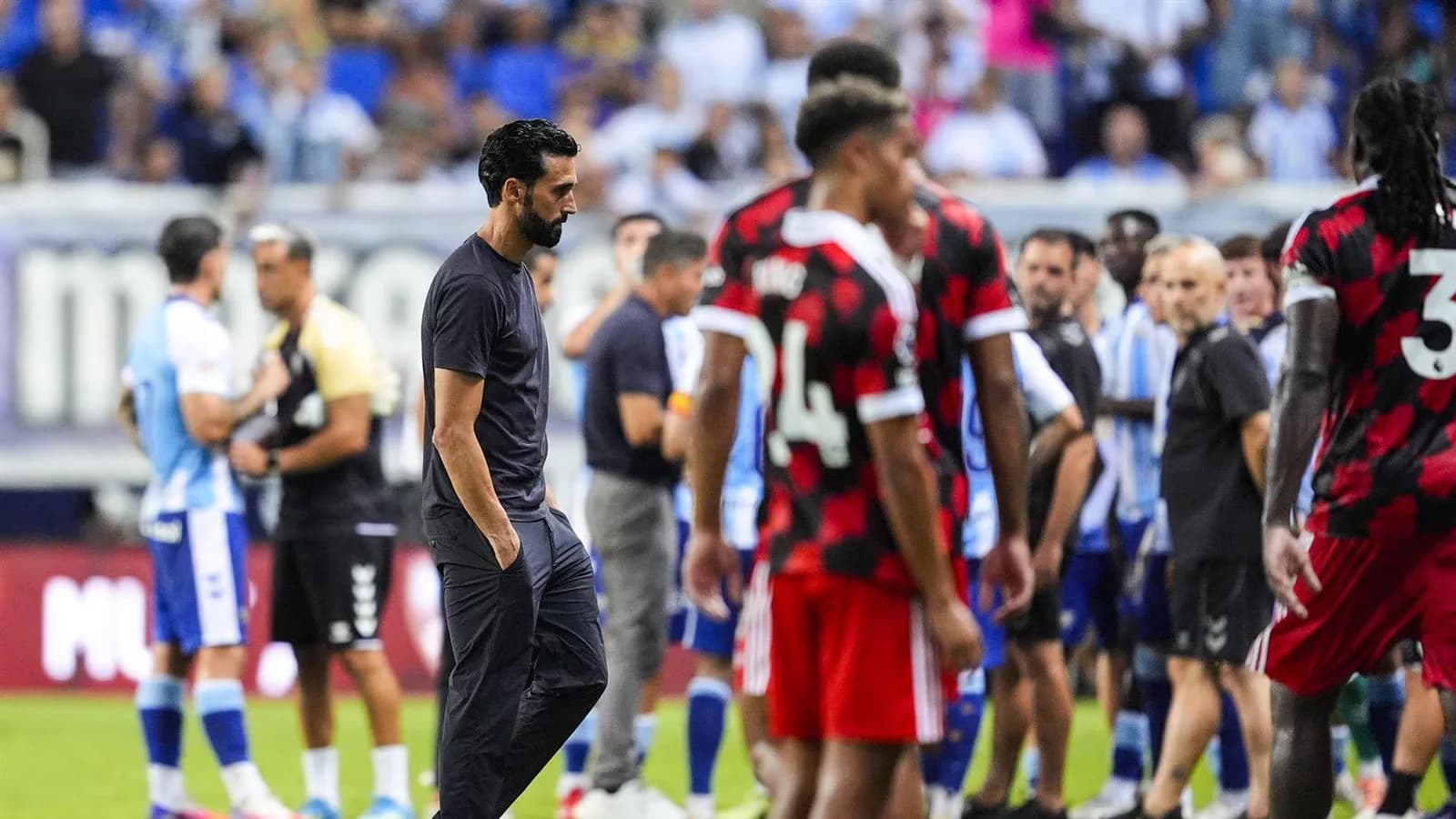 El Málaga gana el Trofeo Costa del Sol tras el retiro del Fulham