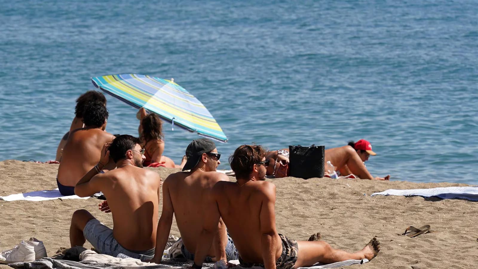 España tendrá 16 comunidades en alerta por calor y once de ellas, en nivel naranja