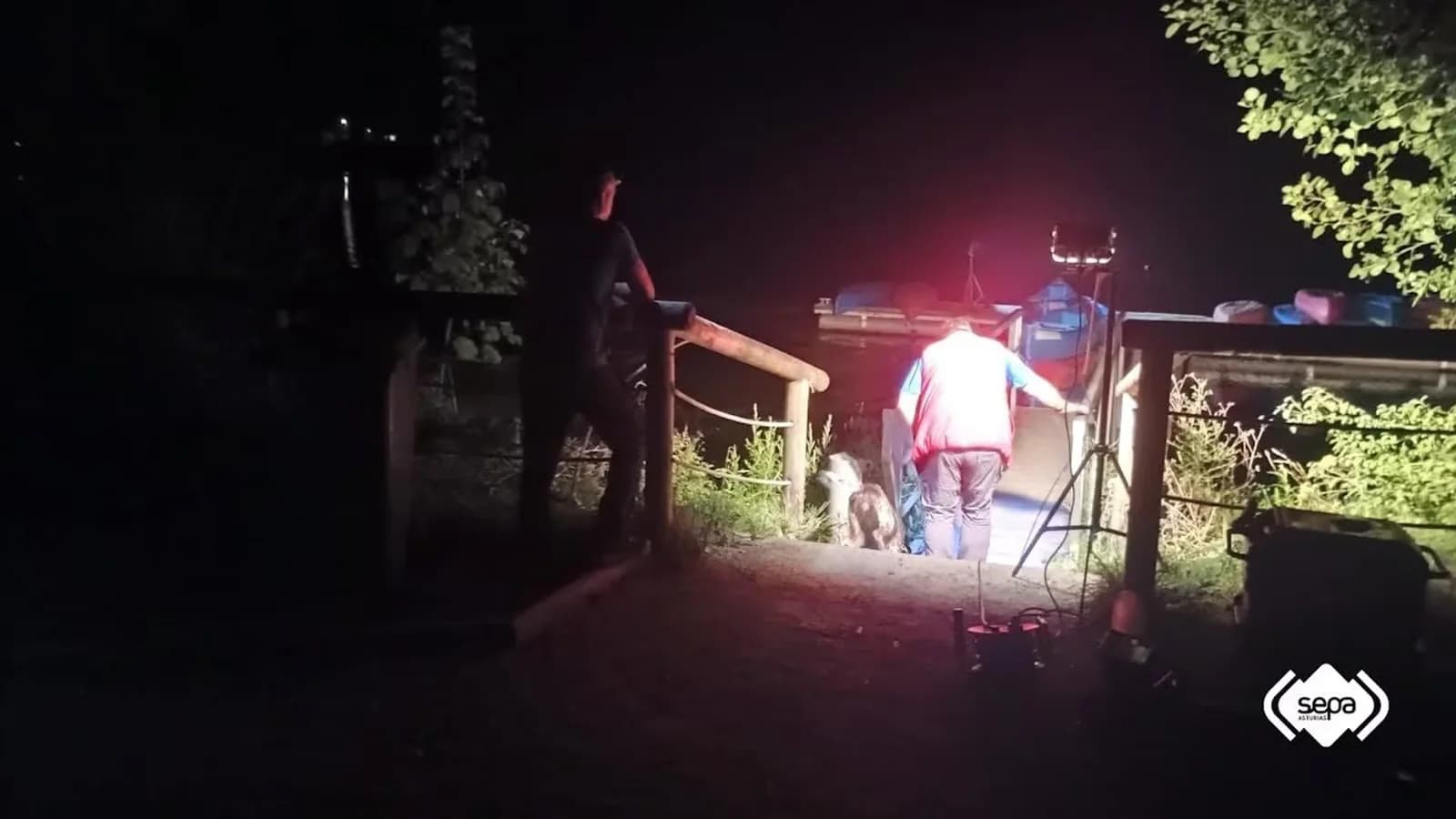 Murió una mujer de 52 años tras caer al embalse de Valdemurio, en Quirós