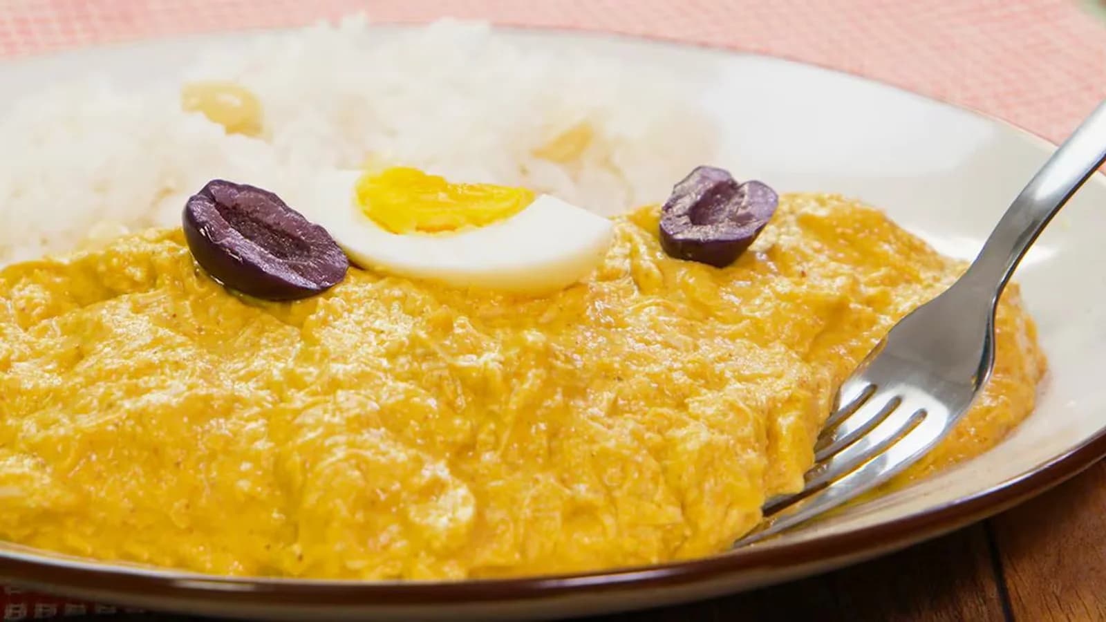 Ají de gallina peruano: receta tradicional para cuatro porciones