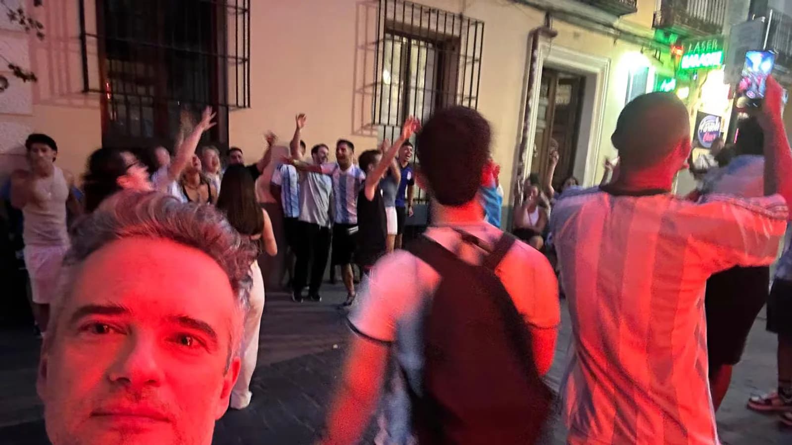 La final del Mundial, entre argentinos, en el centro de Madrid