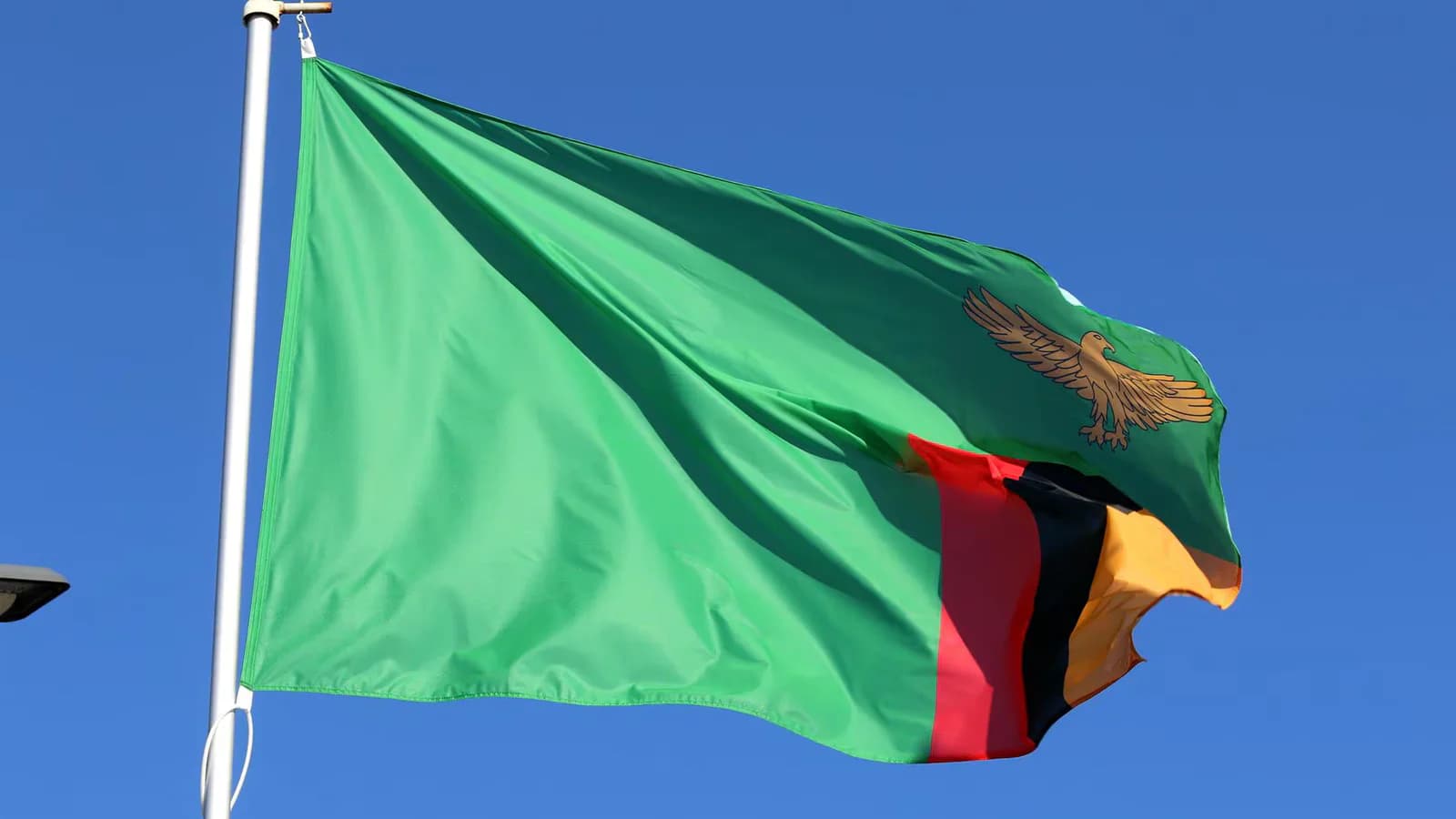 Zambia retoma el recuento electoral y Hichilema amplía su ventaja inicial