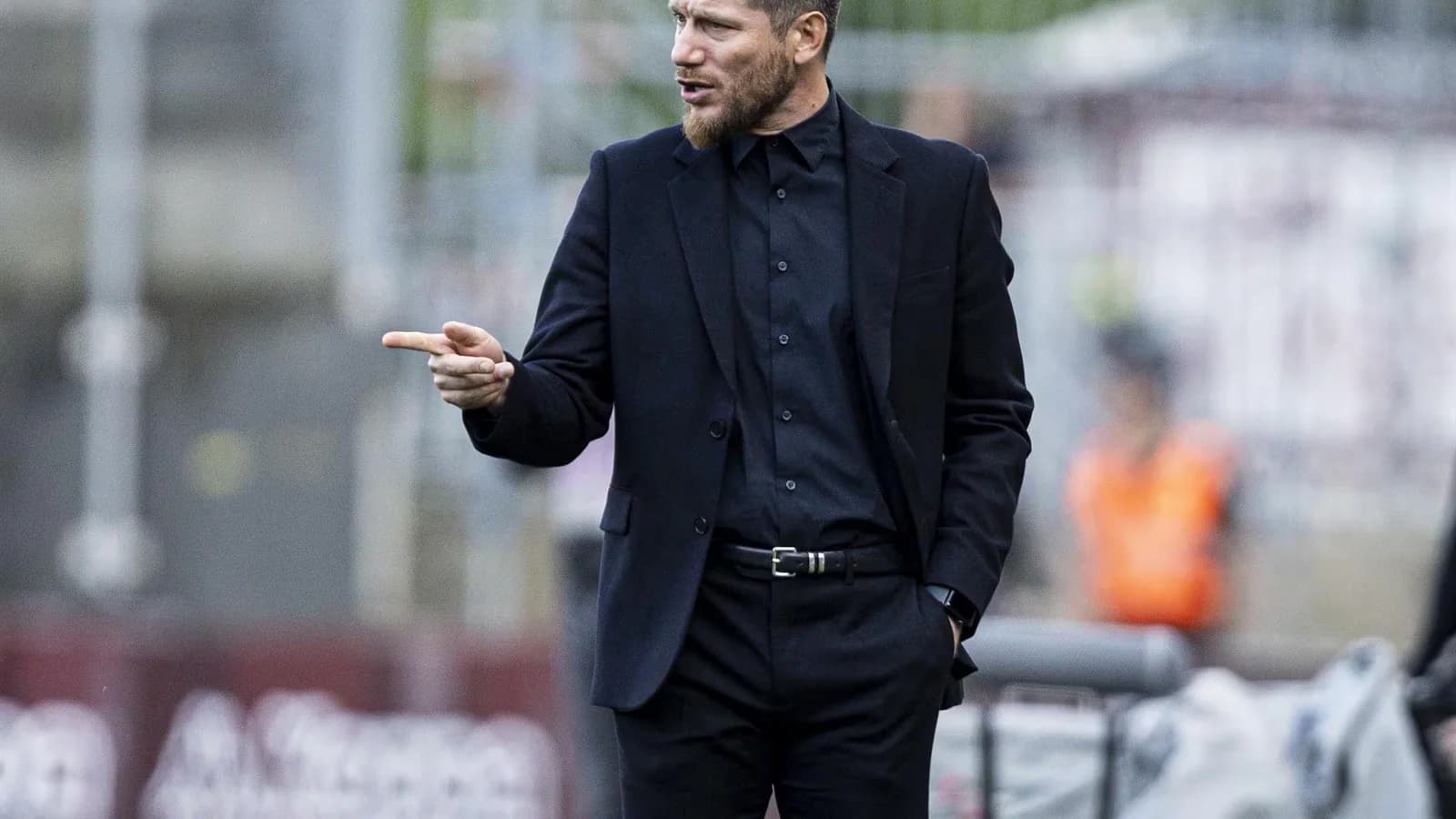 Sébastien Pocognoli asumió como nuevo entrenador de Escocia