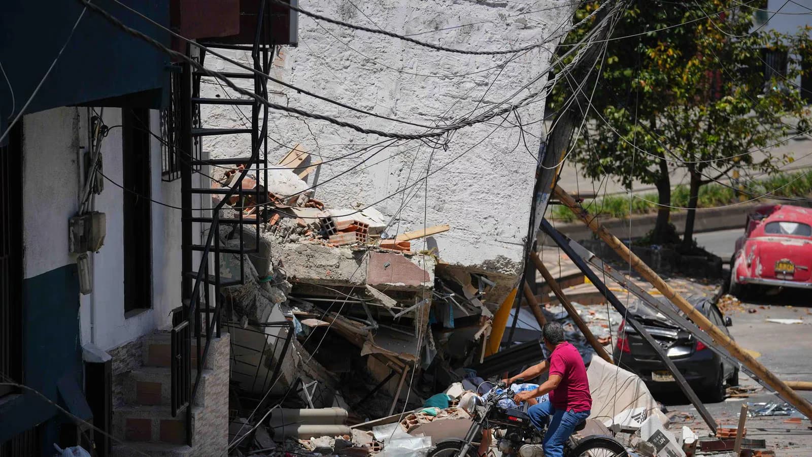 Colombia actualiza el balance del terremoto: 287 muertos y 4.147 heridos