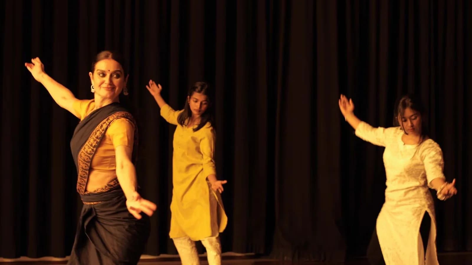 “MUDRAS. Bailando hilos invisibles” llegará a los cines españoles el 4 de septiembre