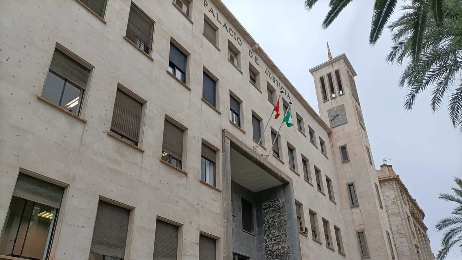 Condenan a 25 años y cinco meses a un instructor por abusar de dos niñas en Almería