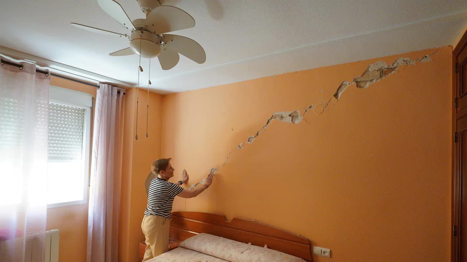 Granada activa la fase de emergencia tras cuatro terremotos y nueve daños