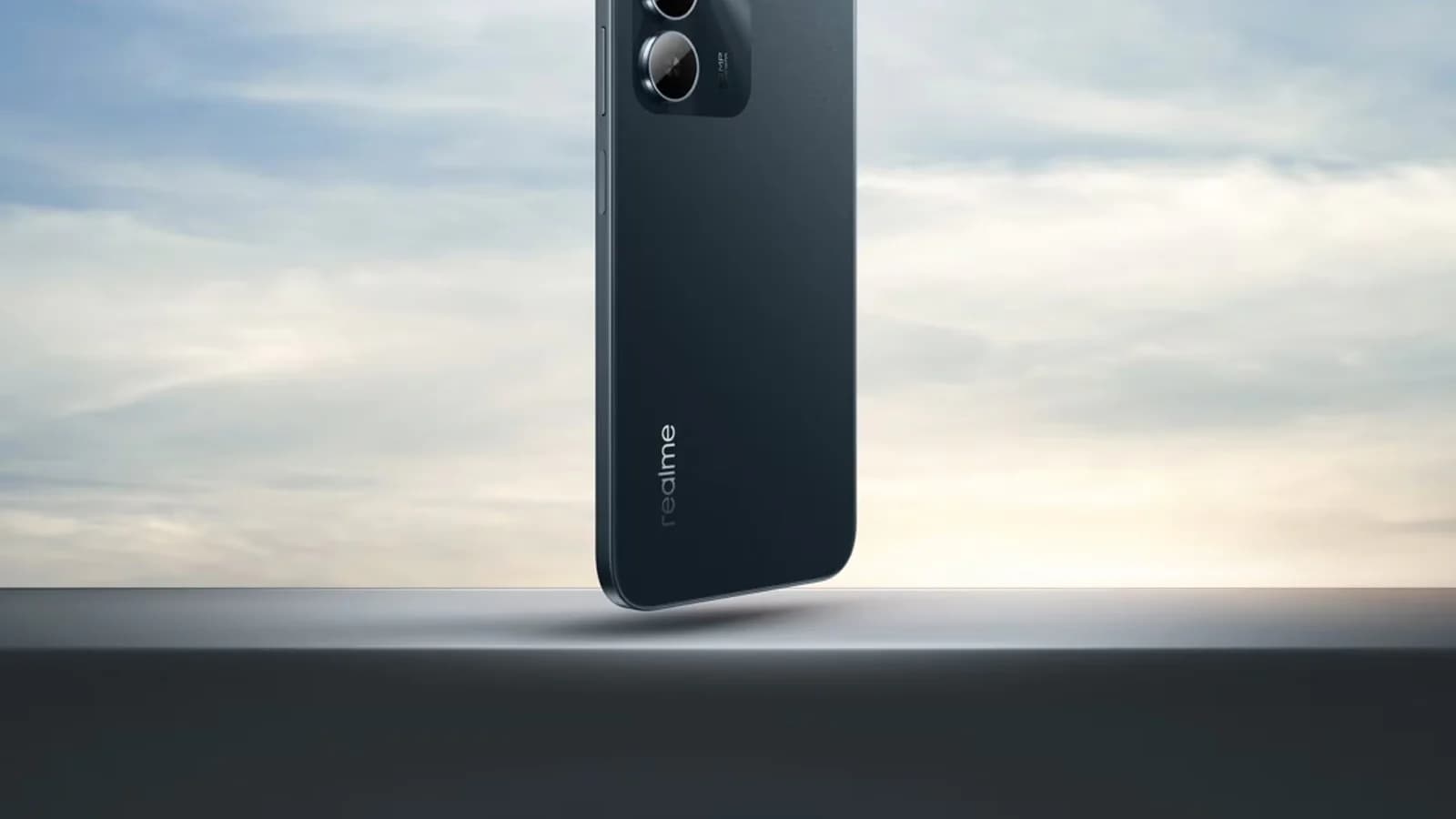 realme presenta en España el C100 5G, un equipo de entrada para uso diario