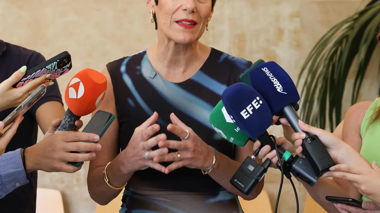 El Gobierno reivindica la coordinación con Ceuta tras las críticas de Vivas