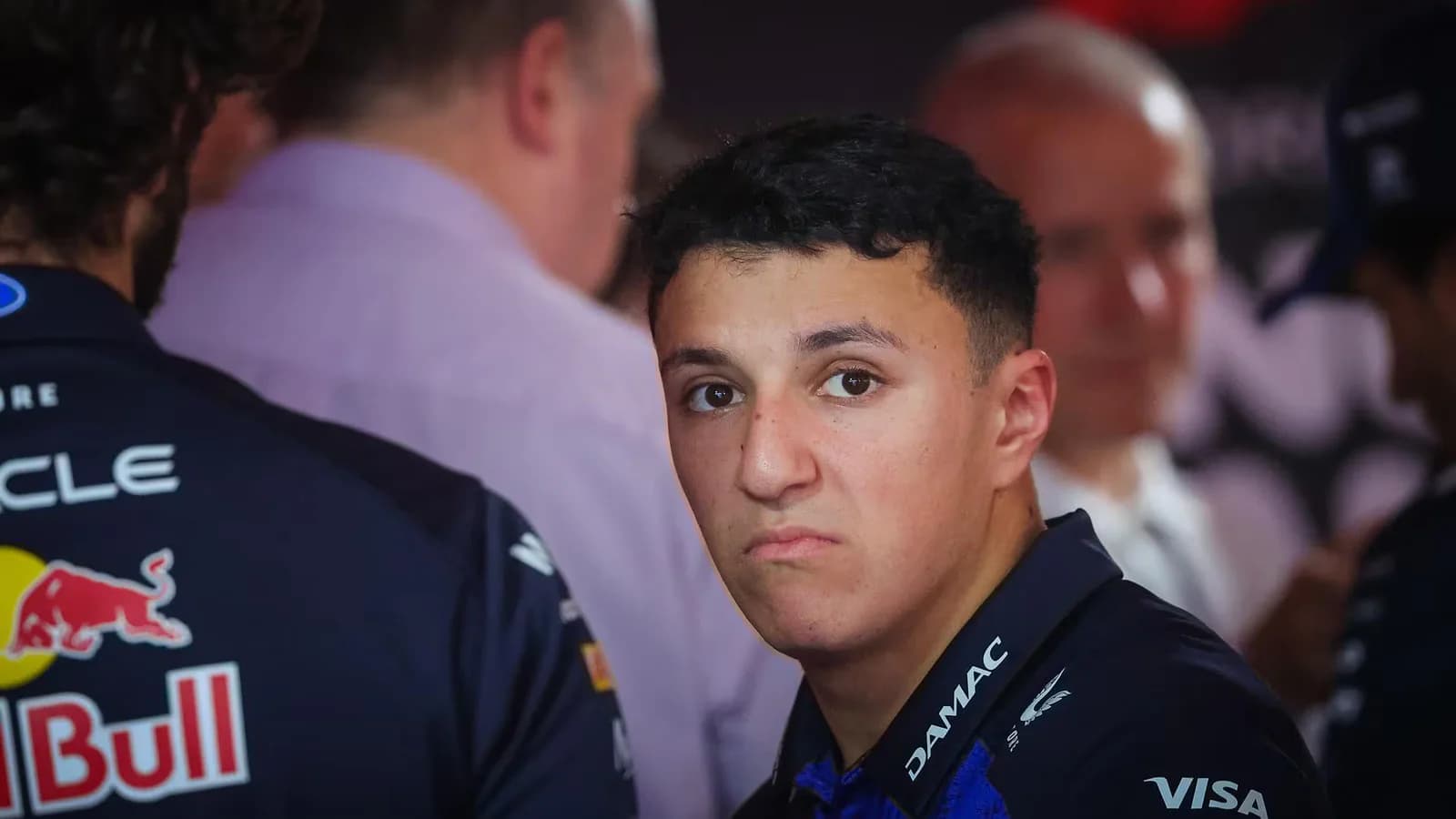 Isack Hadjar está en duda para el GP de Países Bajos por una lesión en la muñeca