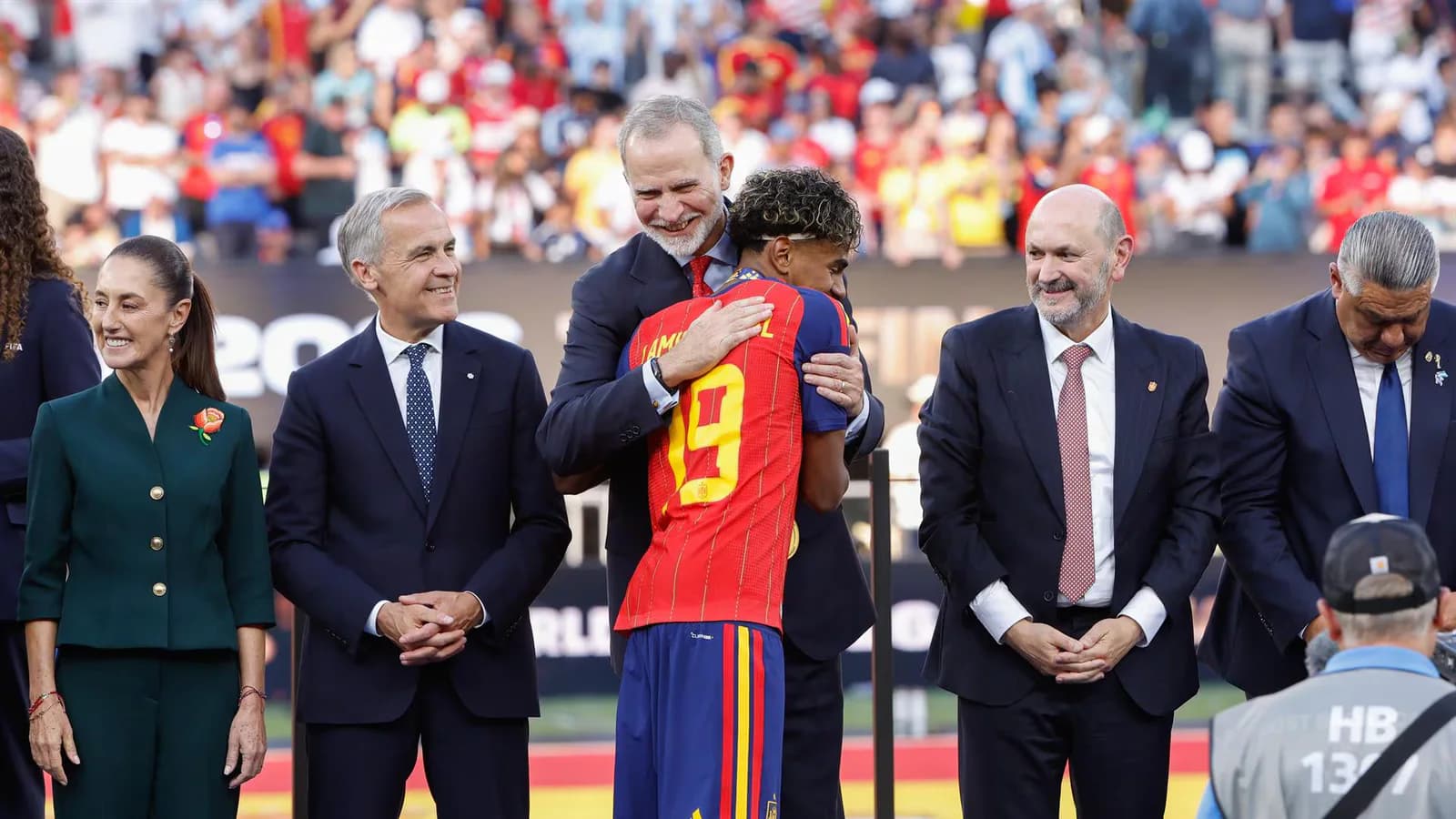 Rafael Louzán destacó a España como una potencia y celebró el doble título mundial