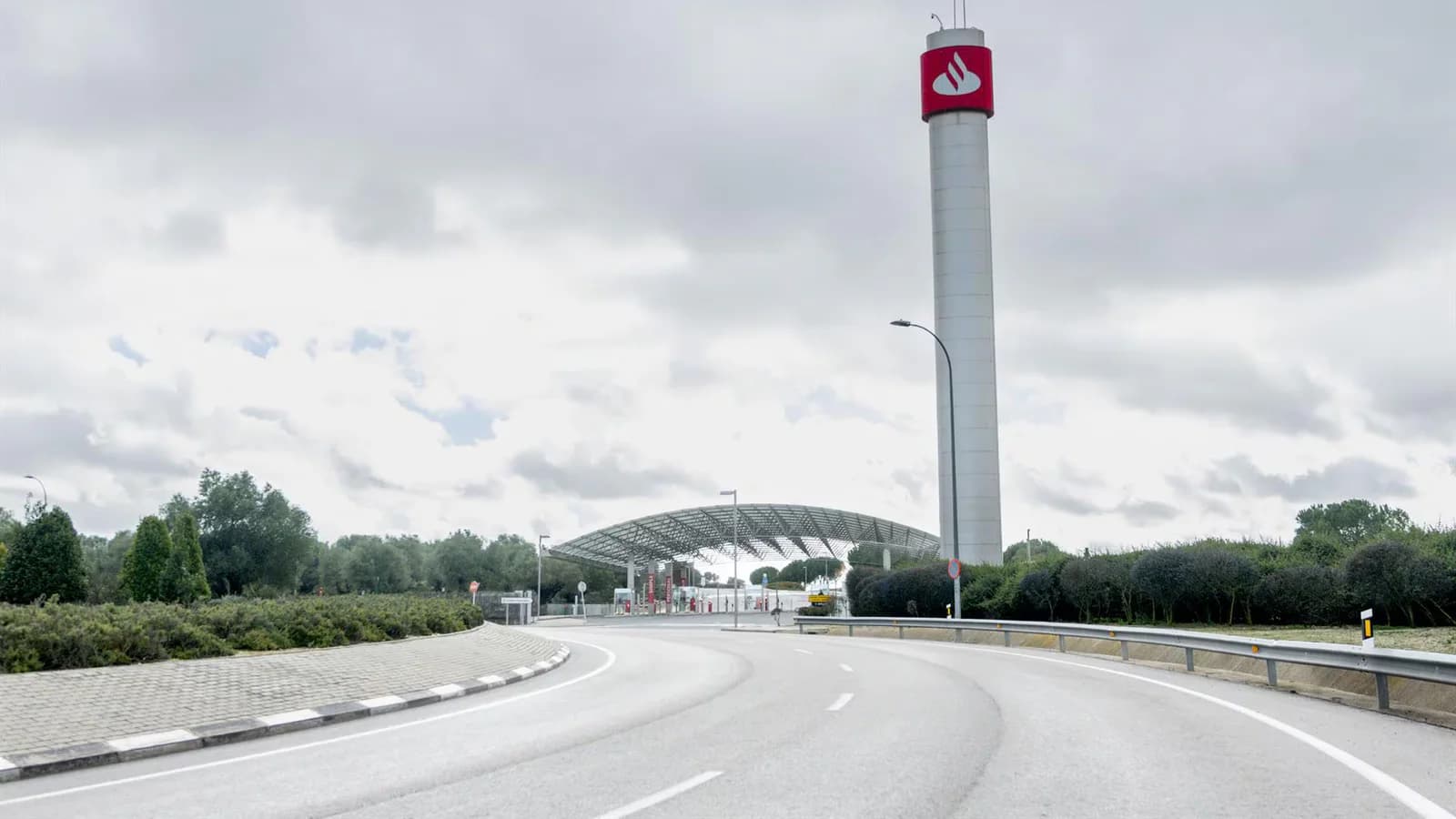 Santander completa la adquisición de Webster Financial en Estados Unidos