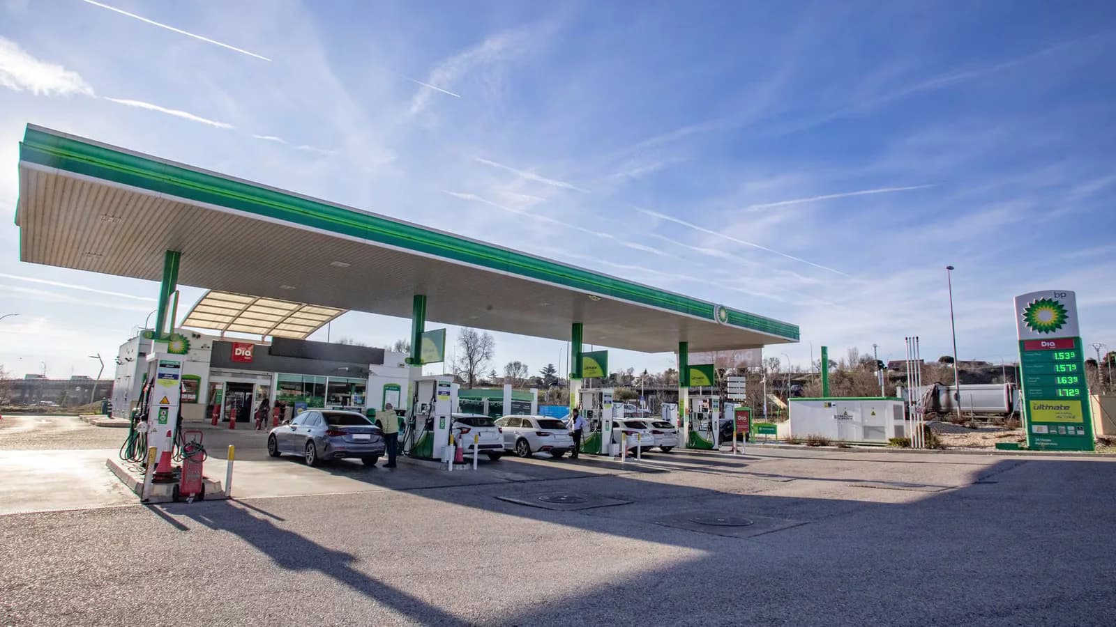 bp extiende hasta el 13 de septiembre los descuentos en combustibles durante los fines de semana