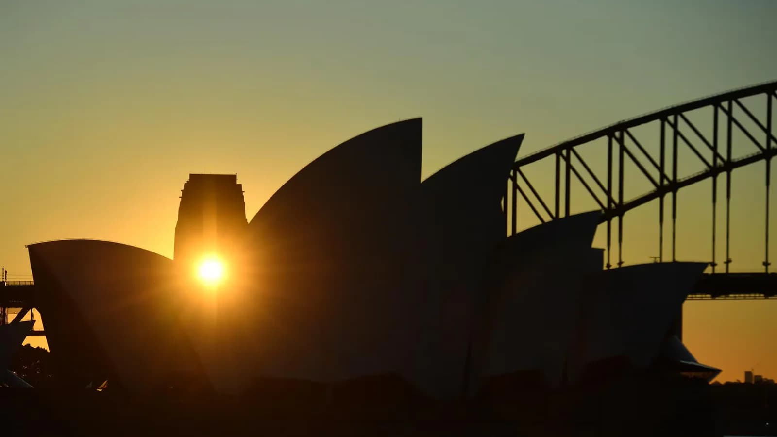 Constructoras españolas compiten por la primera línea de alta velocidad de Australia
