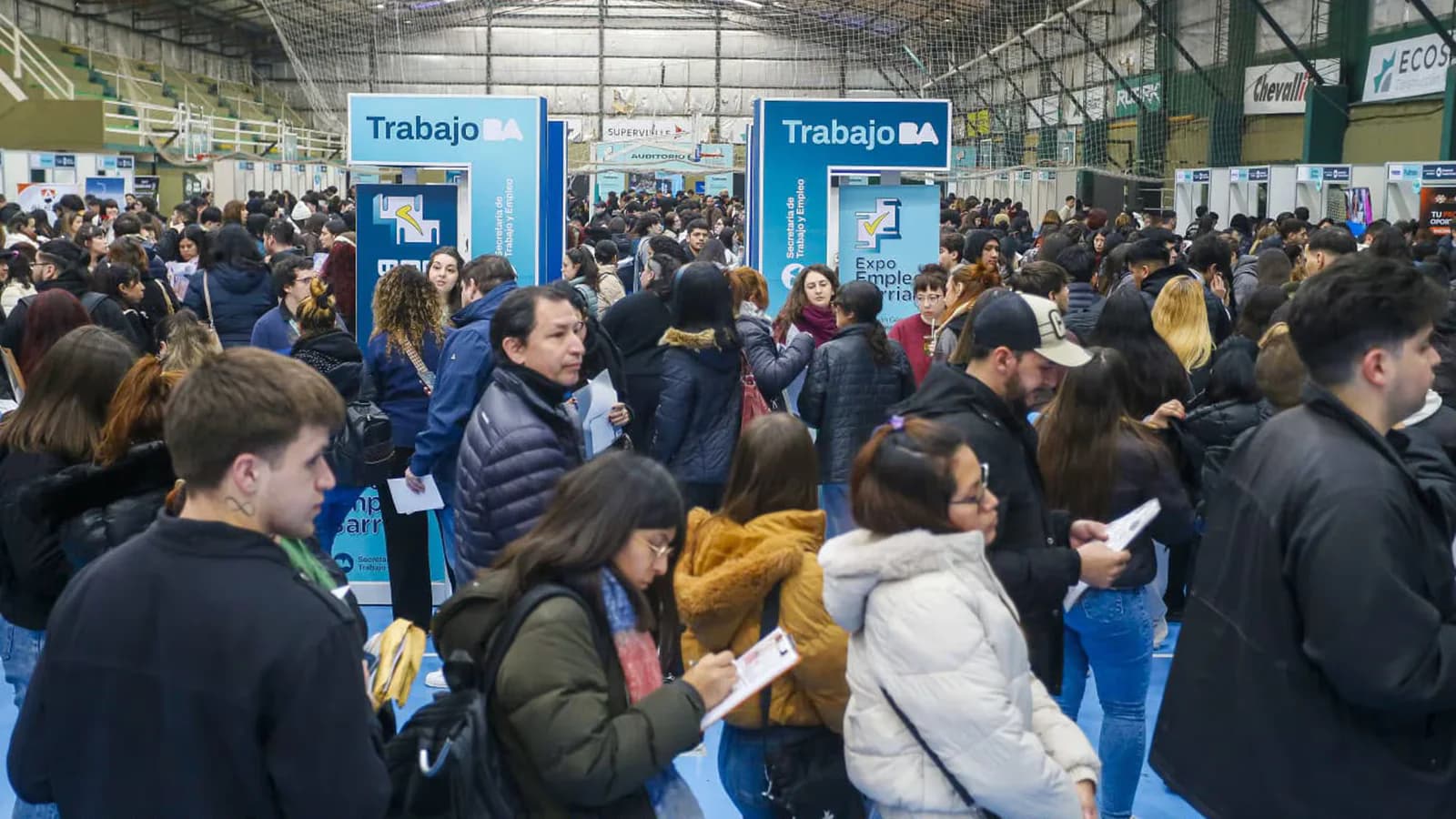 Milei defendió el rumbo económico y cuestionó las críticas por el empleo
