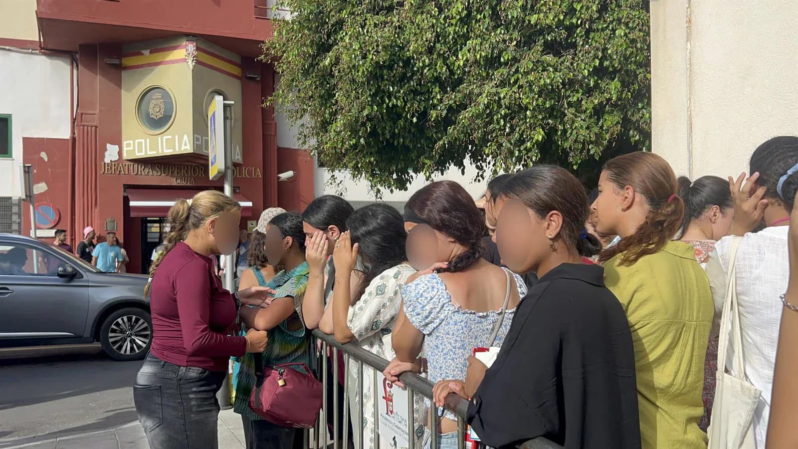 Infancia prevé trasladar a la Península a 500 niñas de Ceuta en pocas semanas