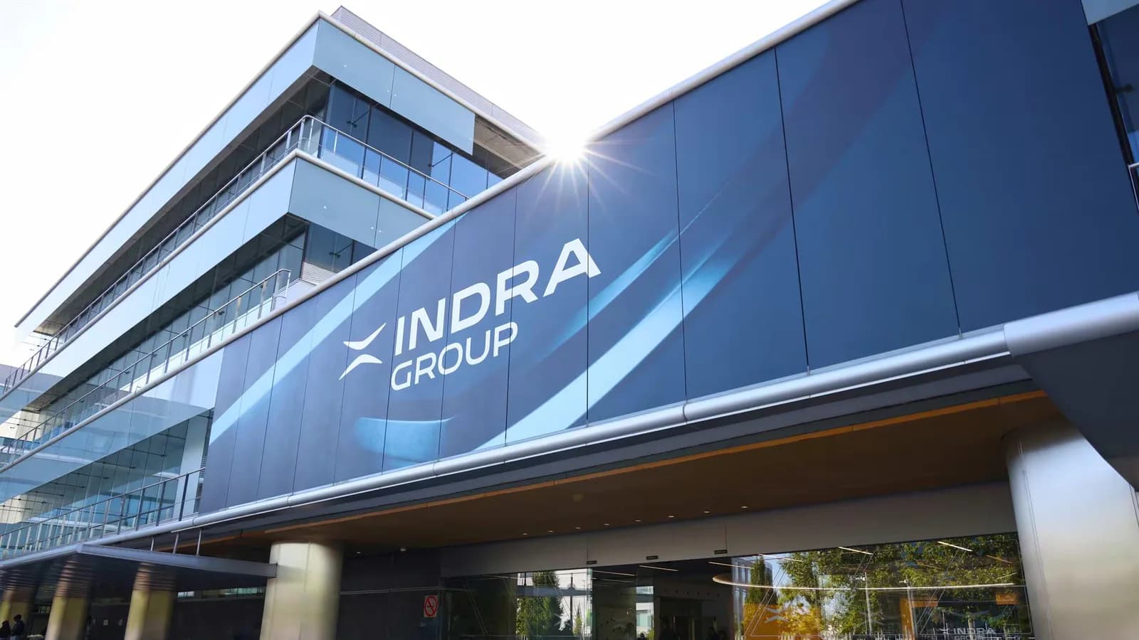 Indra obtiene por 1,65 millones el mantenimiento electrónico de blindados del Ejército español
