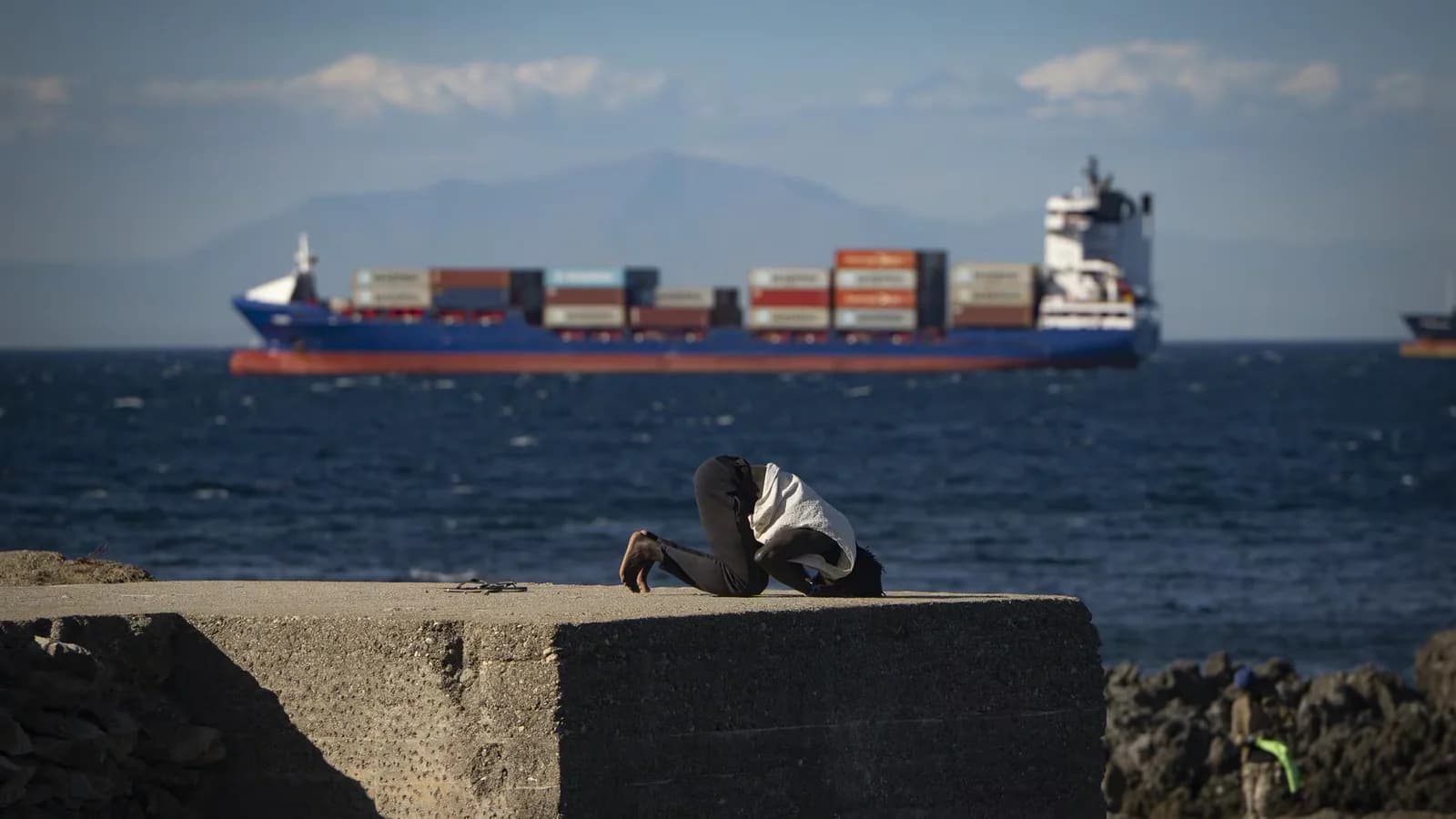Marruecos reclama a España el regreso de migrantes y cuerpos tras el cruce a Ceuta