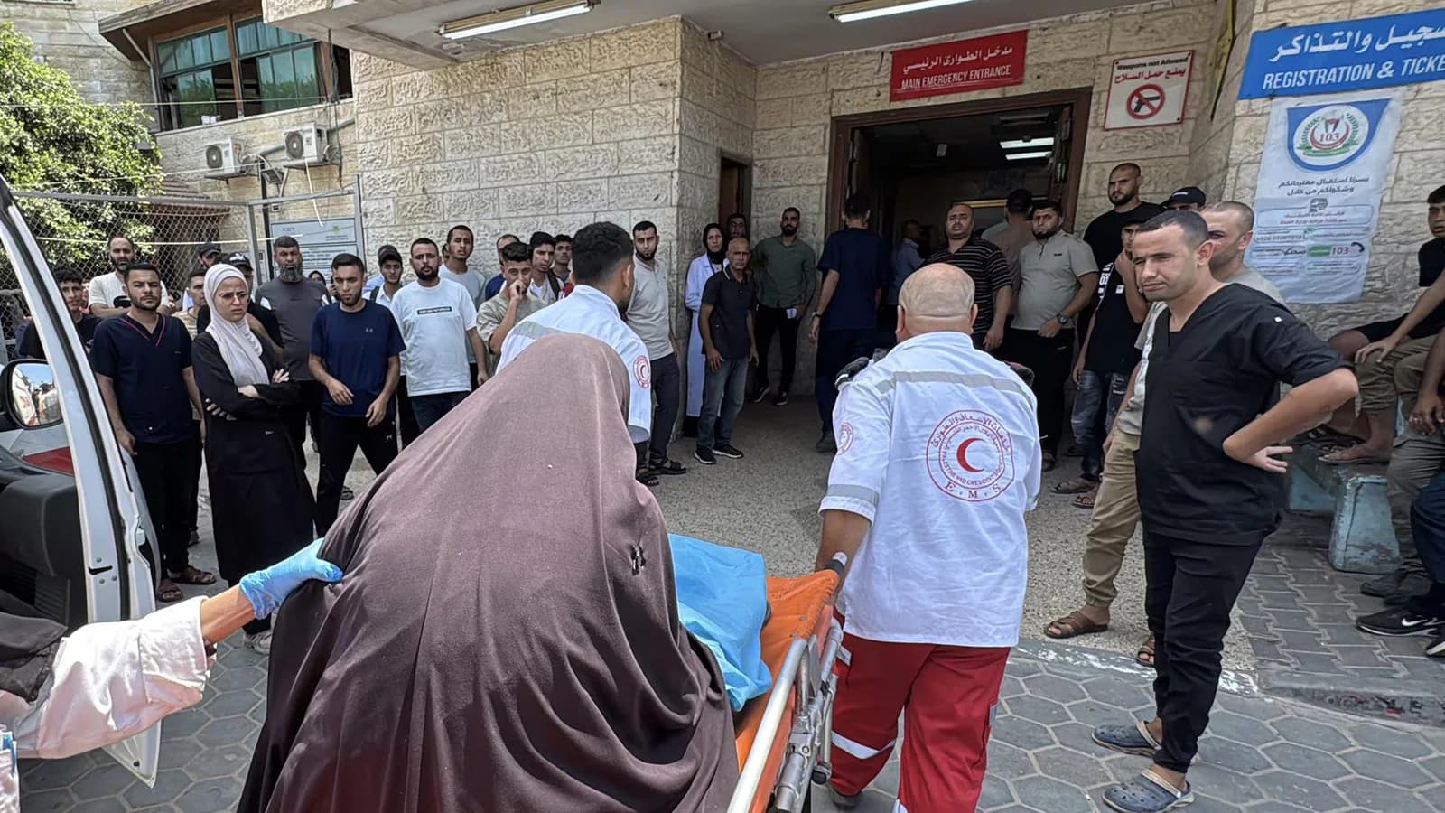 Un muerto y dos heridos en nuevos ataques israelíes en Gaza pese al alto el fuego