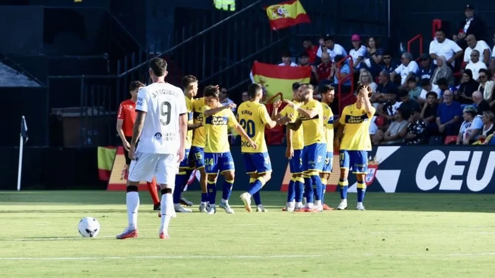 Las Palmas mantiene el paso ideal y Leganés gana con diez en LaLiga Hypermotion