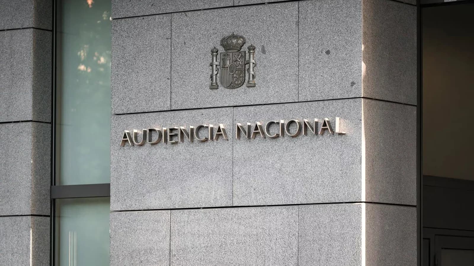 Los tribunales españoles reactivarán los casos Leire Díez y Plus Ultra