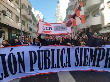 La UCR se unió a la marcha