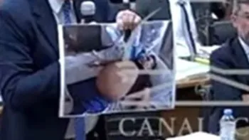 El médico que certificó el fallecimiento de Diego lo describió como 'un globo'.