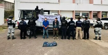 Procesan a un hombre por transporte de armas en un colectivo