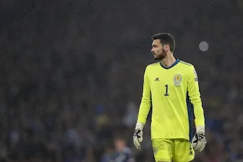 El gigante de Europa que buscará fichar al Dibu Martínez tras el Mundial 2026