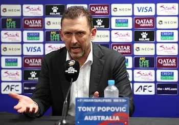Australia renueva contrato a su director técnico antes del Mundial